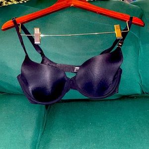 Victoria’s Secret Demi black bra